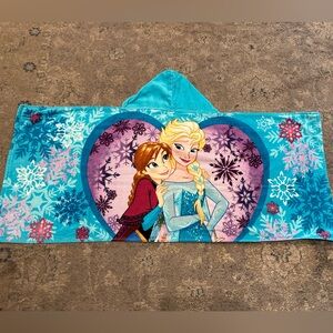 Disney's Frozen Hooded Towel